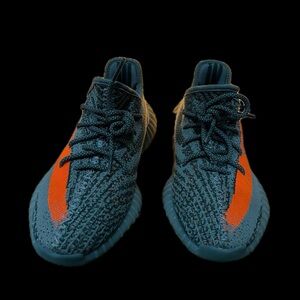 Yeezy Boost 350 V2 ( Beluga
Reflective ) Size: 7 1/2